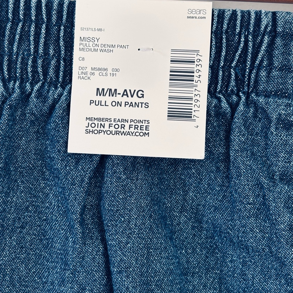 Laura Scott Women’s Pull-On Denim Pants Medium NWT 29” Length